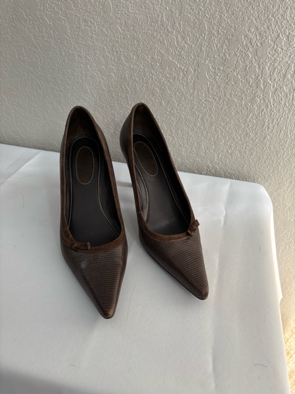 Lauren Ralph Lauren Dark Brown Textured Pointed-Toe Pumps
